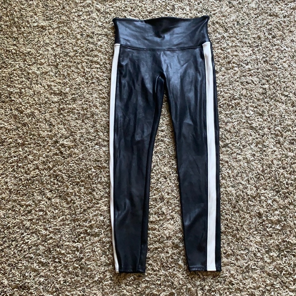 SPANX Faux Leather Side Stripe Leggings - Picture 6 of 15